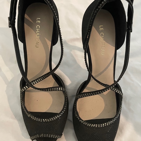 Woman’s size 7 stiletto - Picture 2 of 5